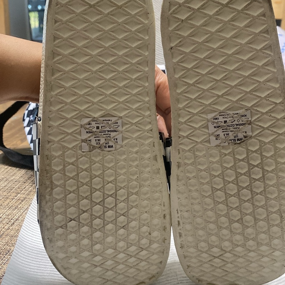 Vans Checkered Slides and Fanny Pack Set - Picture 4 of 7